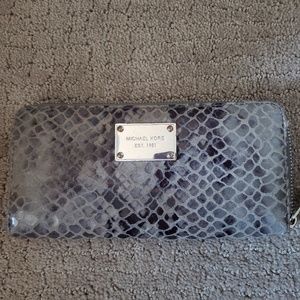 Michael Kors wallet
